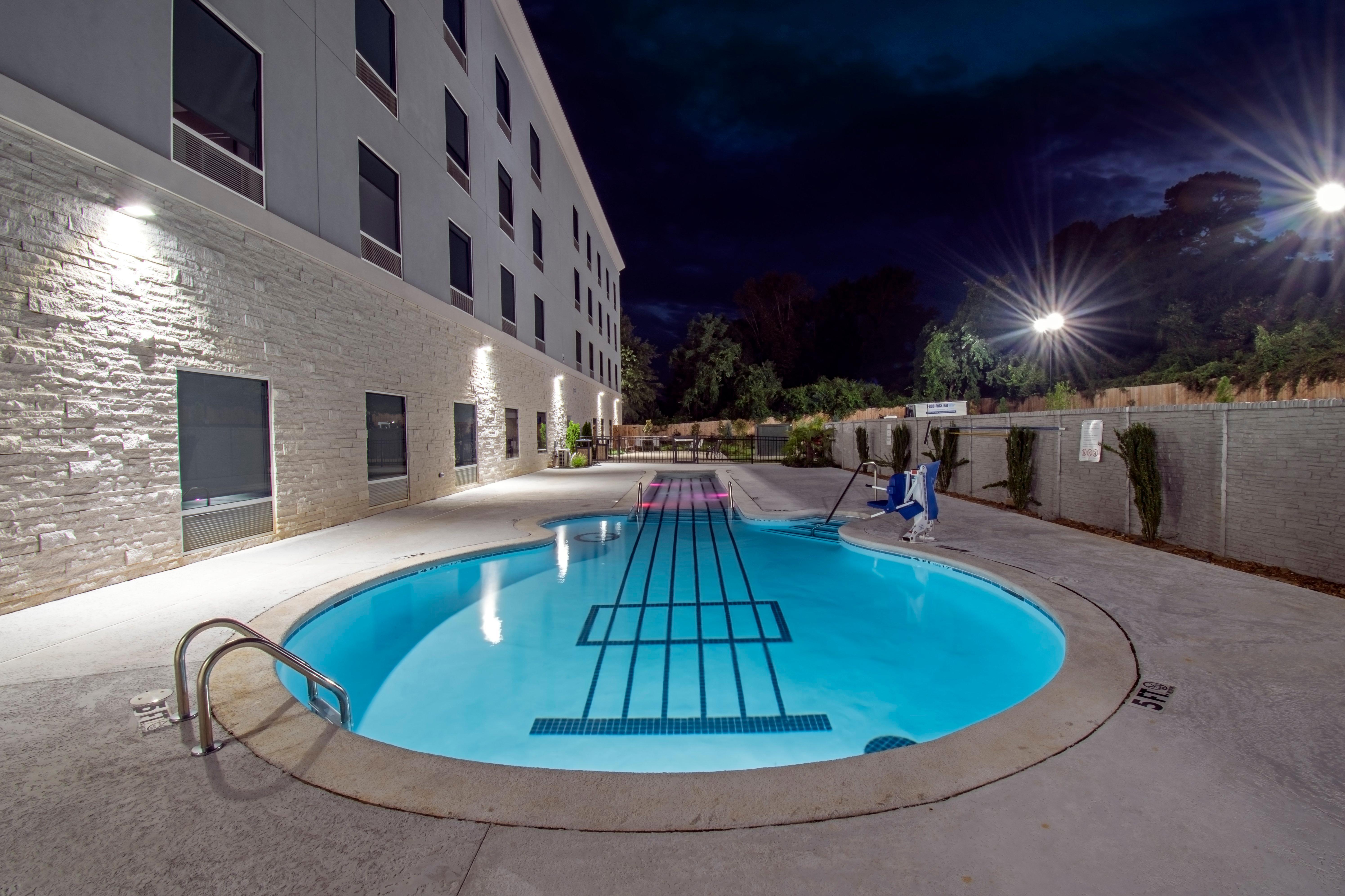 Holiday Inn Express & Suites Memphis Arpt Elvis Presley Blv, An Ihg Hotel Εξωτερικό φωτογραφία