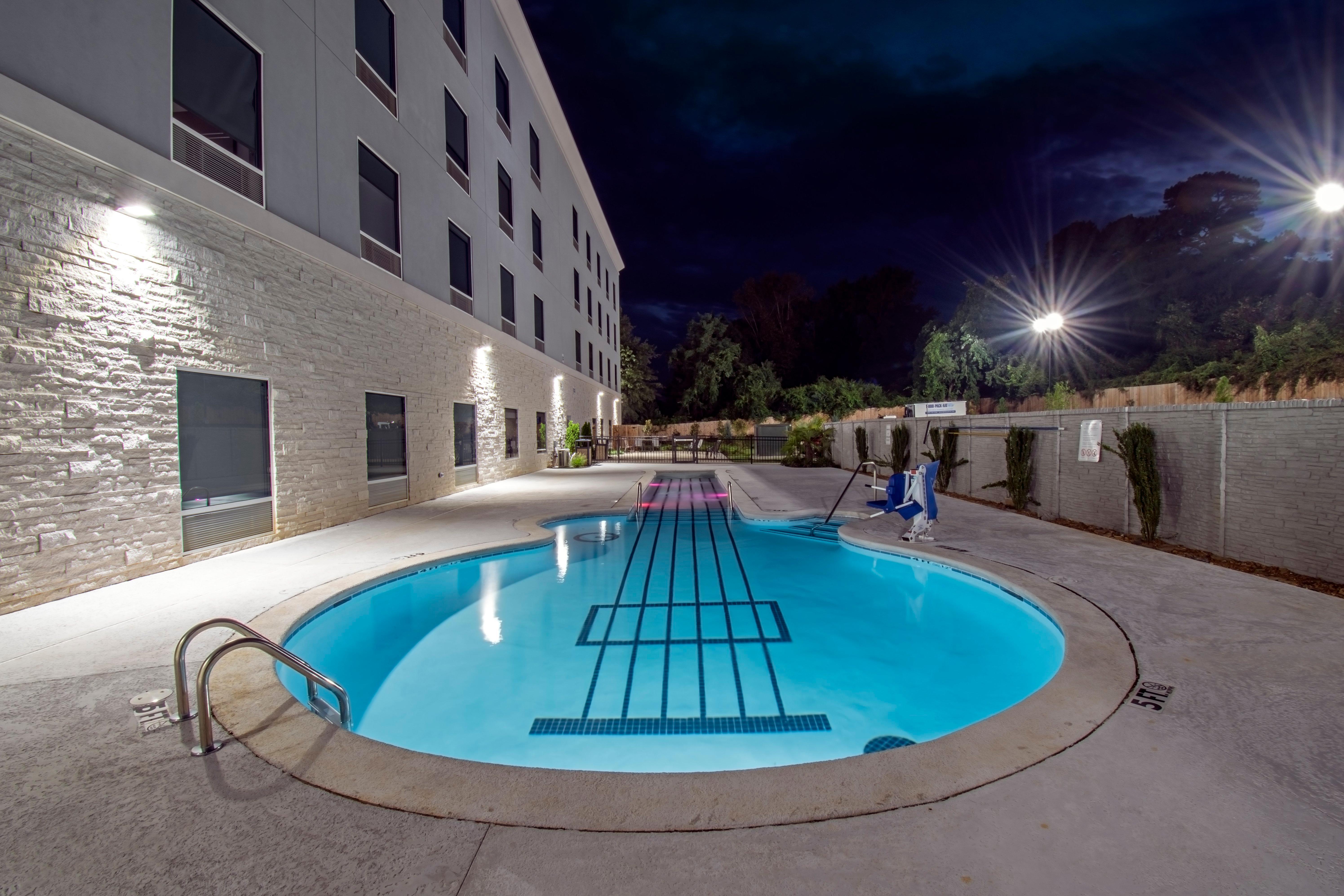 Holiday Inn Express & Suites Memphis Arpt Elvis Presley Blv By Ihg Εξωτερικό φωτογραφία