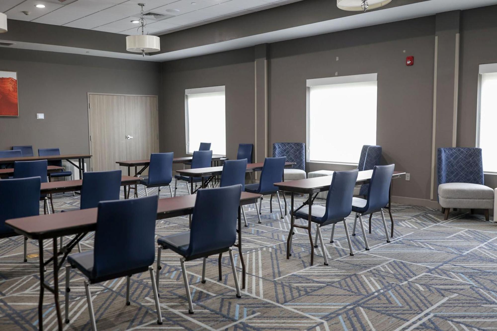 Holiday Inn Express & Suites Memphis Arpt Elvis Presley Blv By Ihg Εξωτερικό φωτογραφία