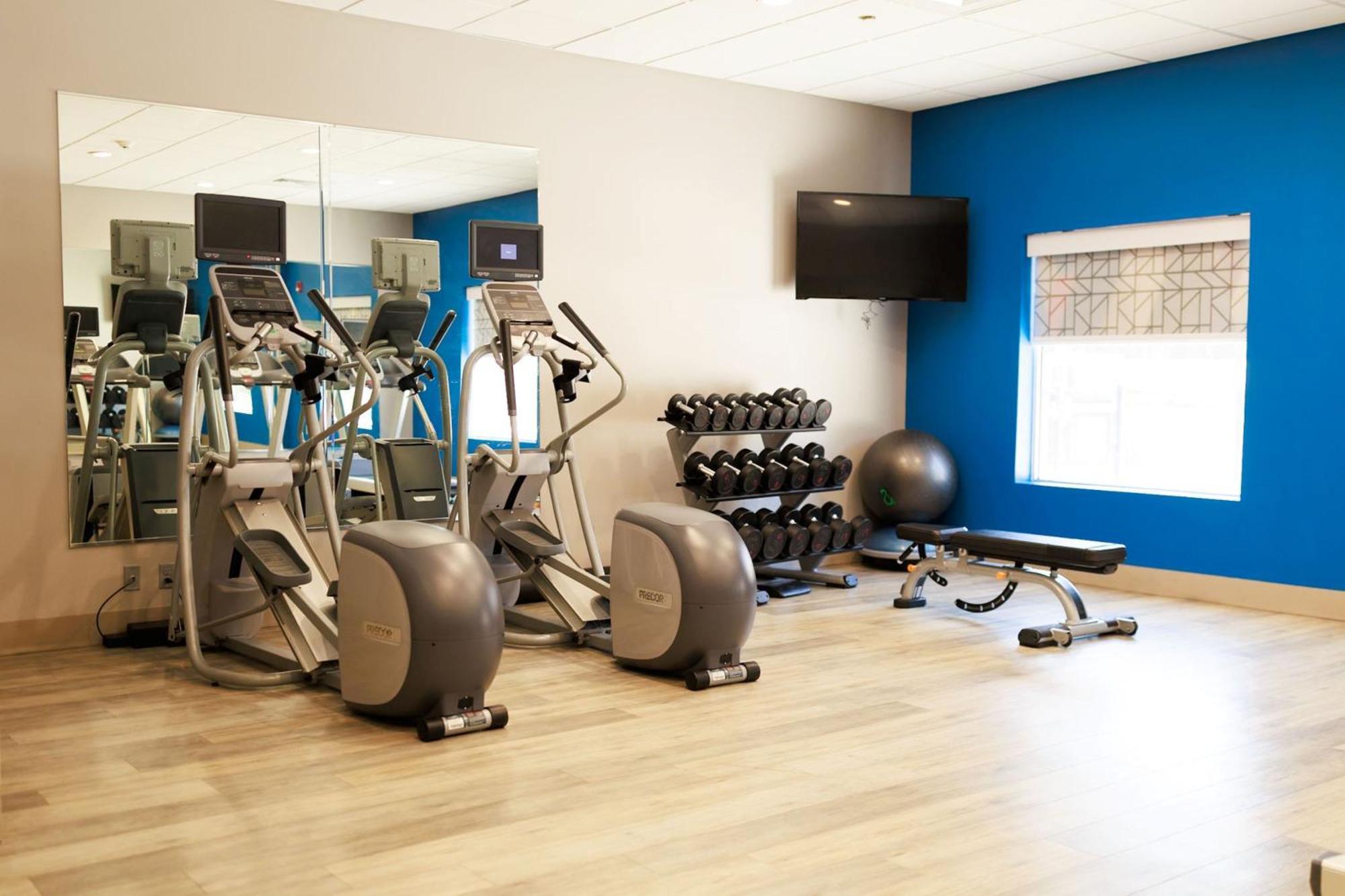 Holiday Inn Express & Suites Memphis Arpt Elvis Presley Blv By Ihg Εξωτερικό φωτογραφία